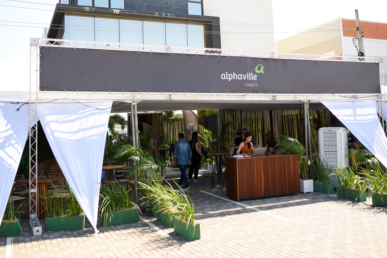 UNNA Imobiliário — Experiências para cada etapa do mercado imobiliário.